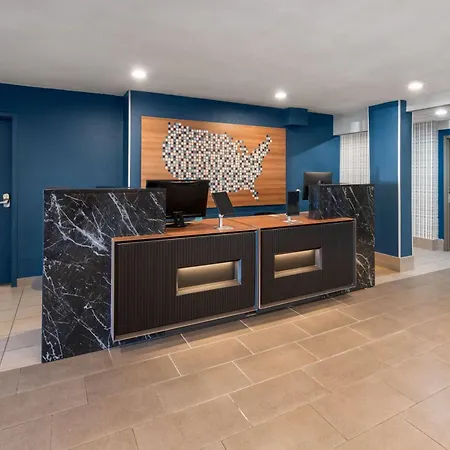 Microtel Inn & Suites By Wyndham Denver Airport-2